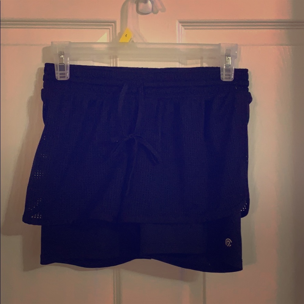 Exercise shorts with spandex